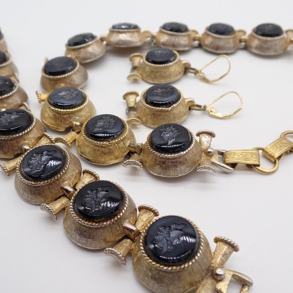 Vintage Roman style Intaglio figure head 3 piece necklace set! - Picture 9 of 9